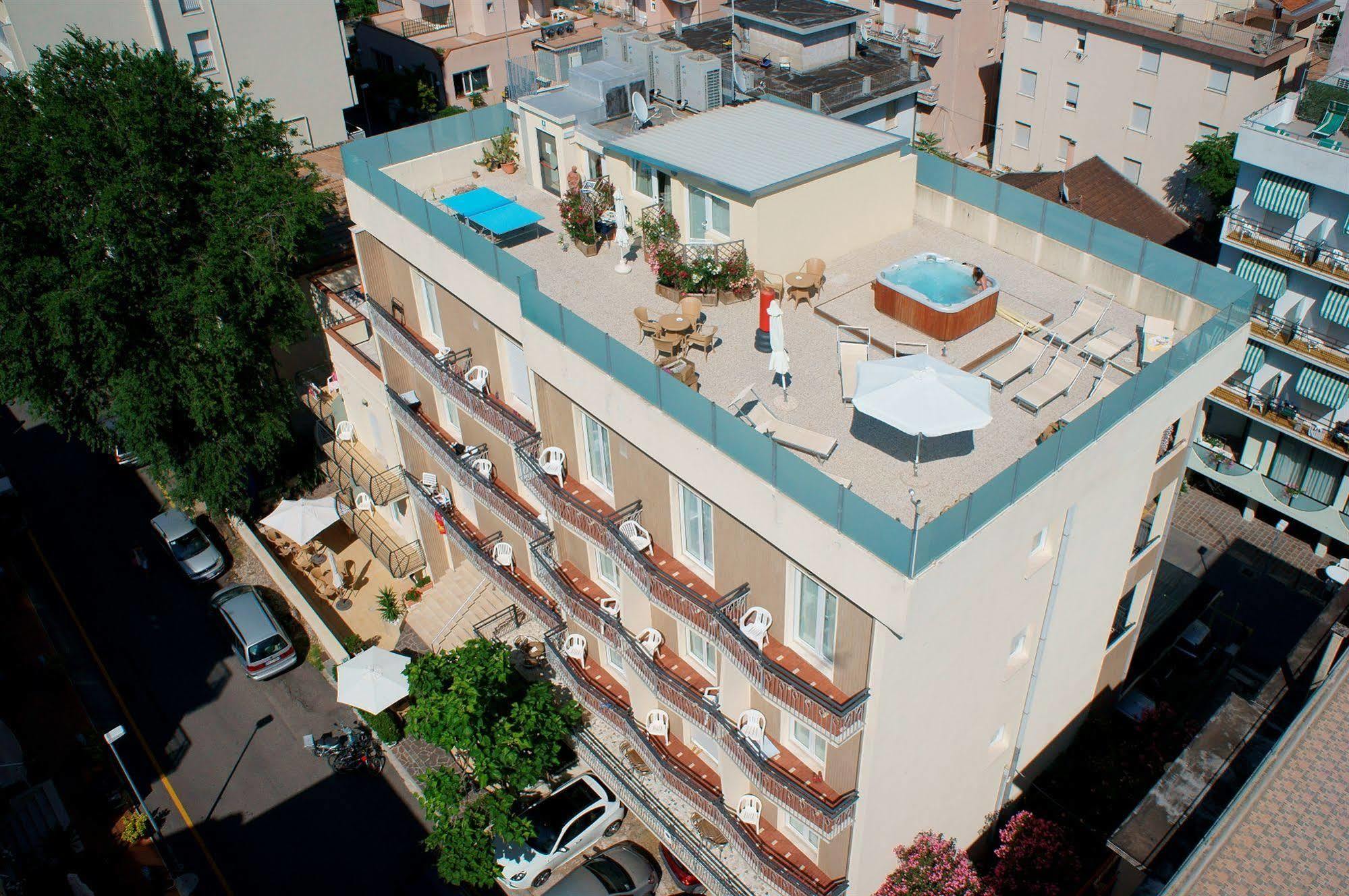 Hotel Esperia Cattolica Exteriör bild